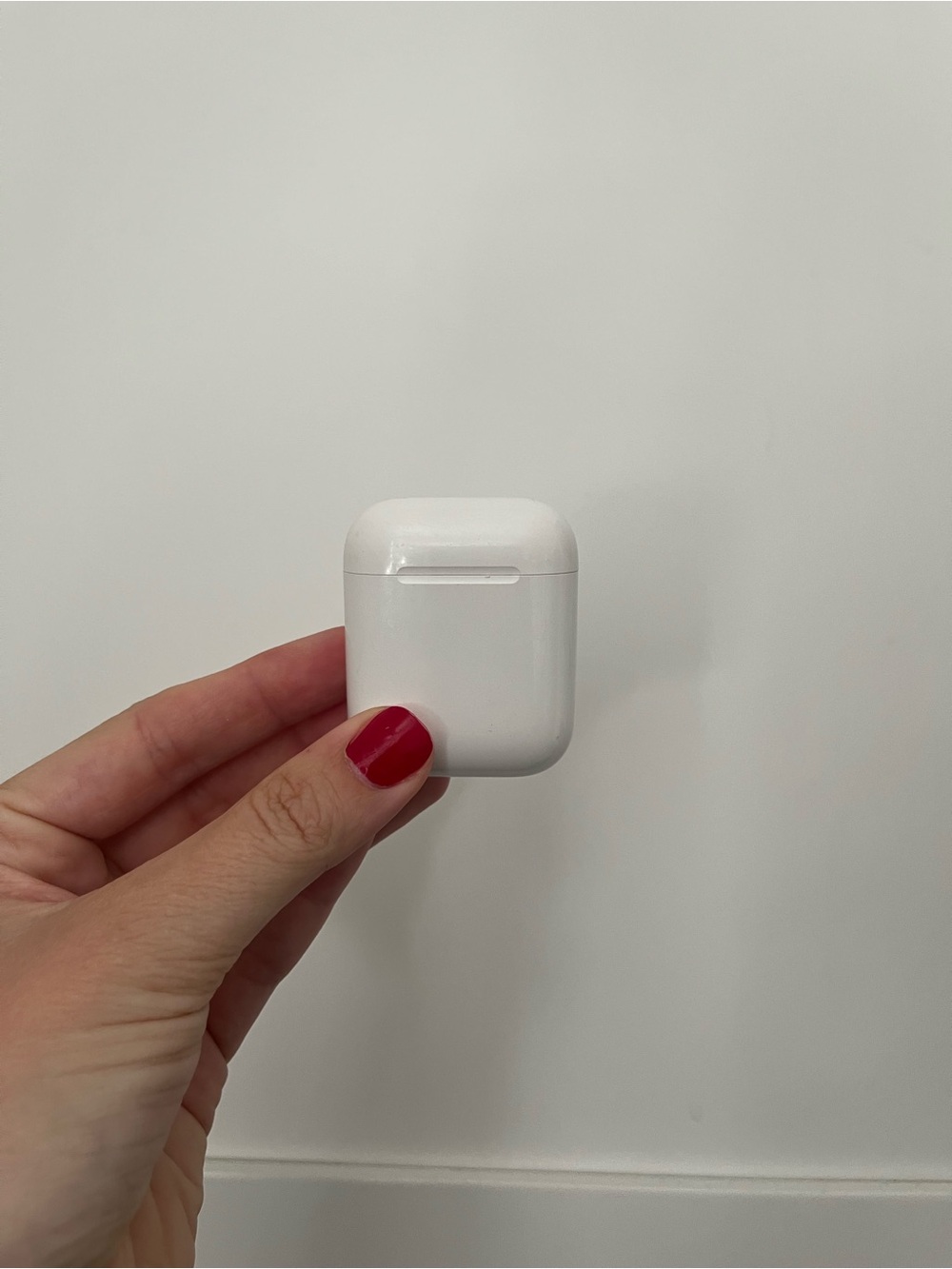 Wireless Airpod Replacement Charging Case - White